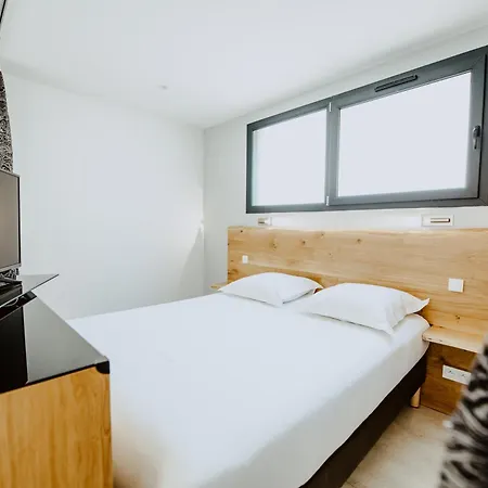 Domaine Des Bains 3*