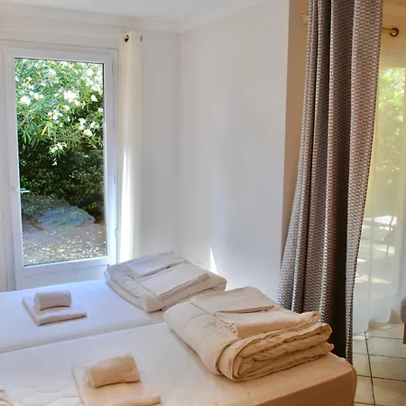 Domaine Des Bains 3*