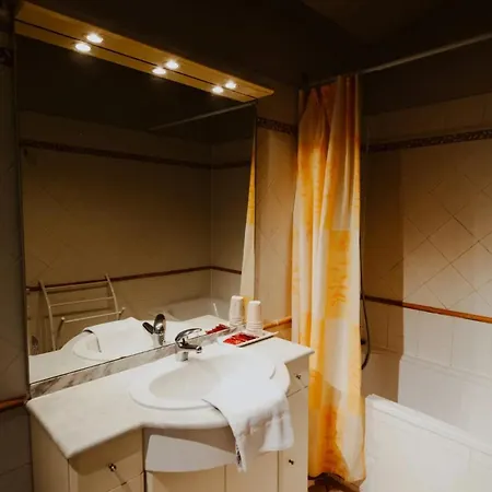 Grand Des Bains Apart Otel